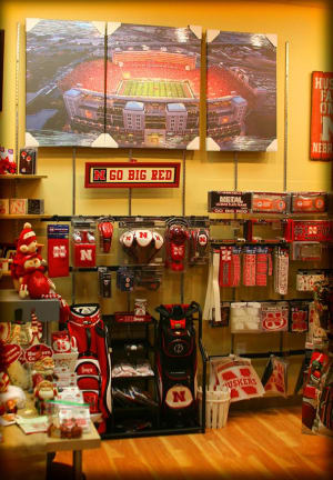 Best of Big Red - Rally House Clocktower Shopping Center INTERIOR
