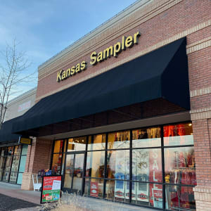 Kansas Sampler/Rally House Town Center EXTERIOR