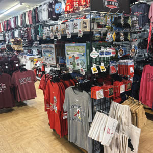 Rally House Battlefield Mall INTERIOR