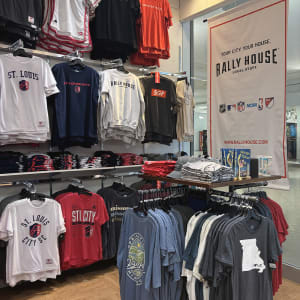 Rally House Battlefield Mall INTERIOR