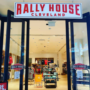 Rally House Beachwood Place INTERIOR