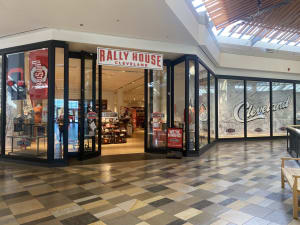 Rally House Beachwood Place EXTERIOR