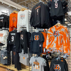 Rally House Colerain Towne Center INTERIOR