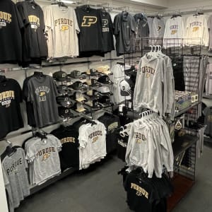 Rally House College Mall INTERIOR