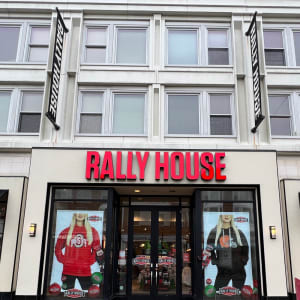 Rally House Crocker Park EXTERIOR