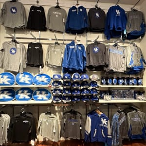 Rally House Fayette Mall INTERIOR