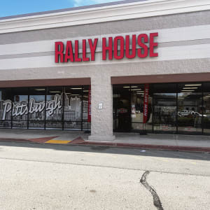 Rally House Hempfield Plaza EXTERIOR
