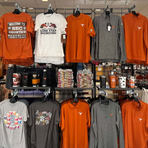 Rally House Lakeline Mall INTERIOR