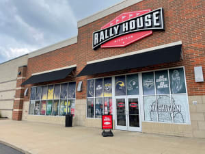 Rally House Livonia INTERIOR