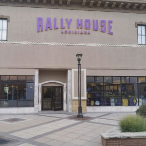 Rally House Mall of Louisiana EXTERIOR