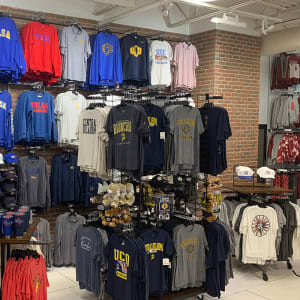 Rally House OKC Outlets INTERIOR