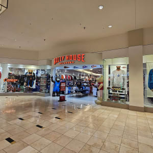 Rally House Penn Square Mall INTERIOR