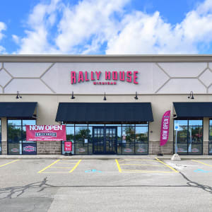 Rally House Portage EXTERIOR