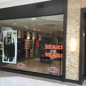 Rally House Southlake Mall INTERIOR