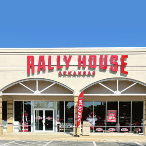 Rally House Steele Crossing EXTERIOR