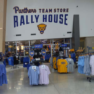 Rally House The Pete EXTERIOR