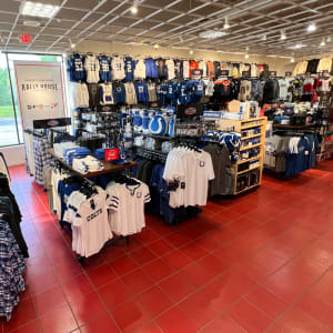 Rally House University Crossings INTERIOR