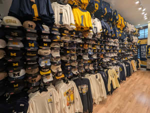 Rally House Briarwood INTERIOR