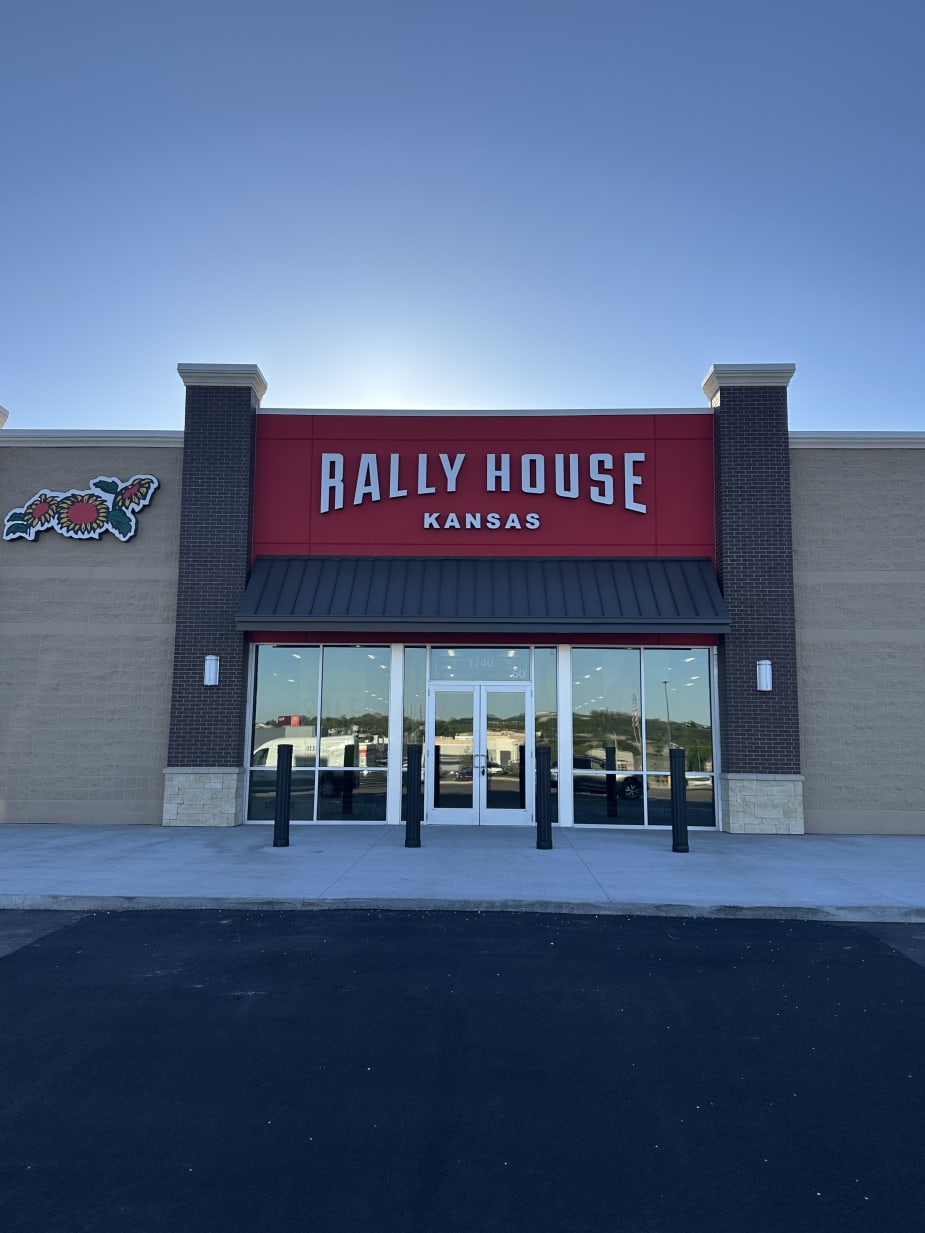 Rally House Topeka EXTERIOR