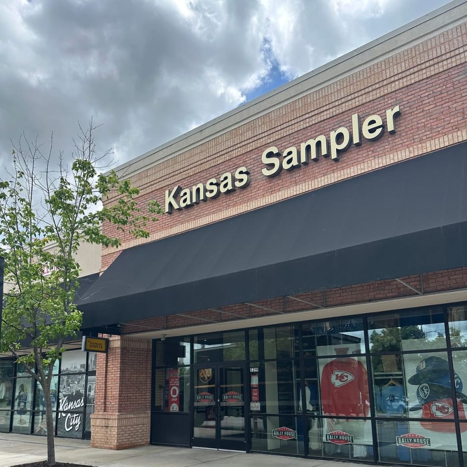 Kansas Sampler/Rally House Town Center EXTERIOR