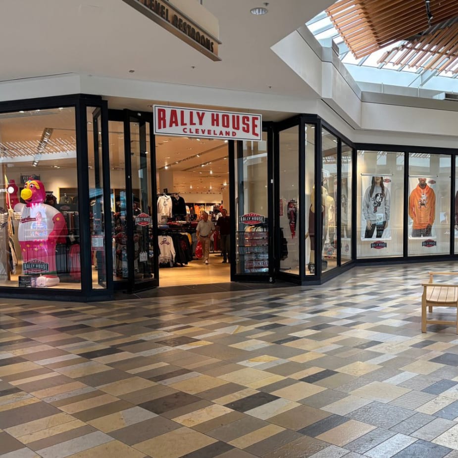 Rally House Beachwood Place EXTERIOR