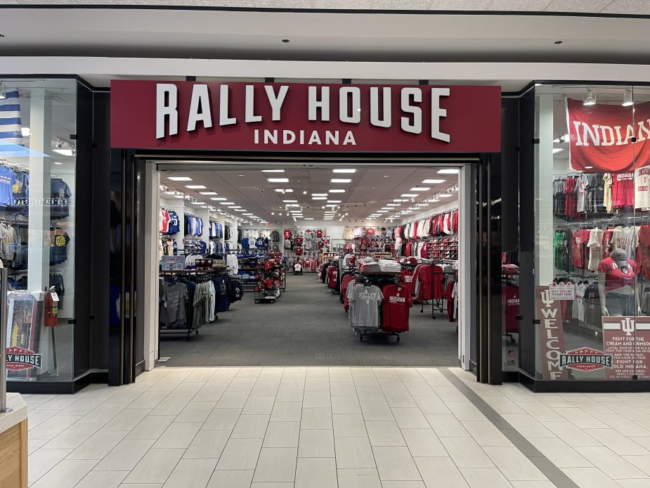 Rally House College Mall EXTERIOR