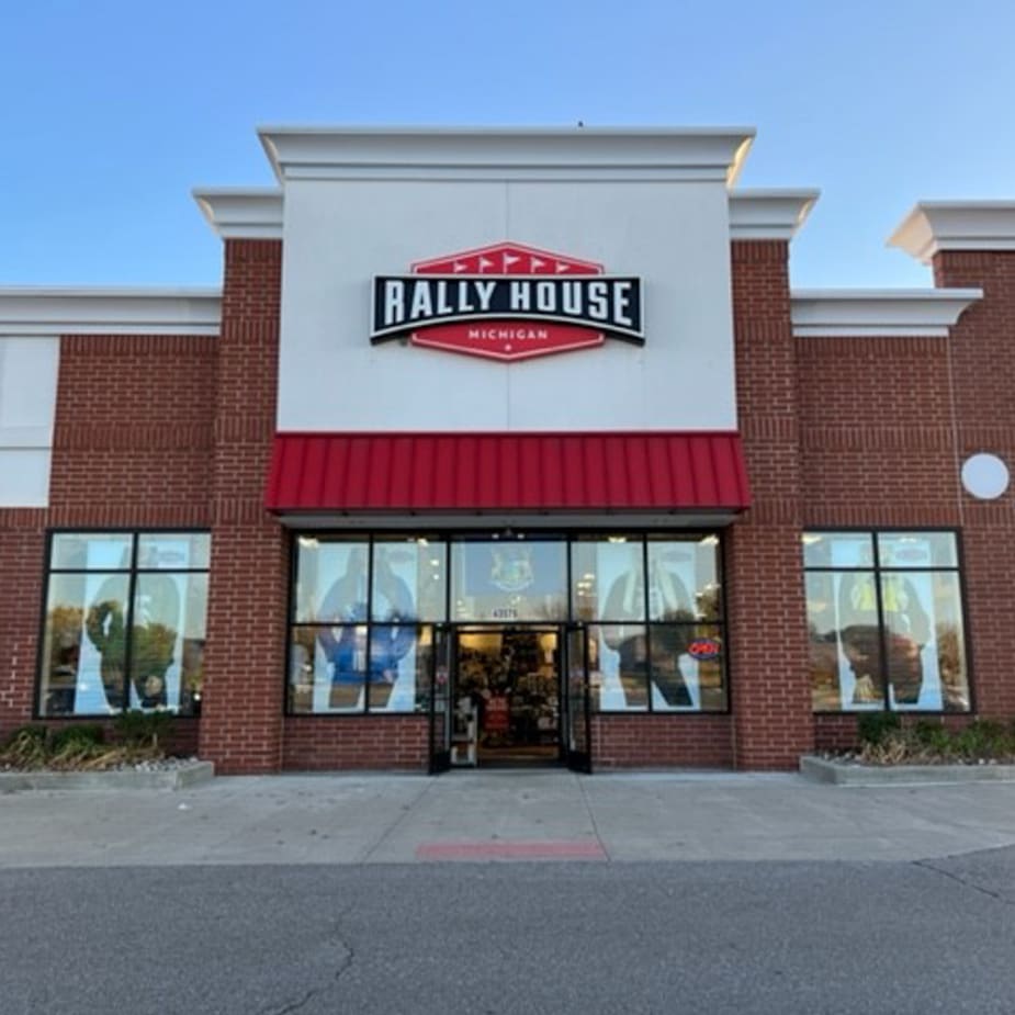 Rally House Novi EXTERIOR