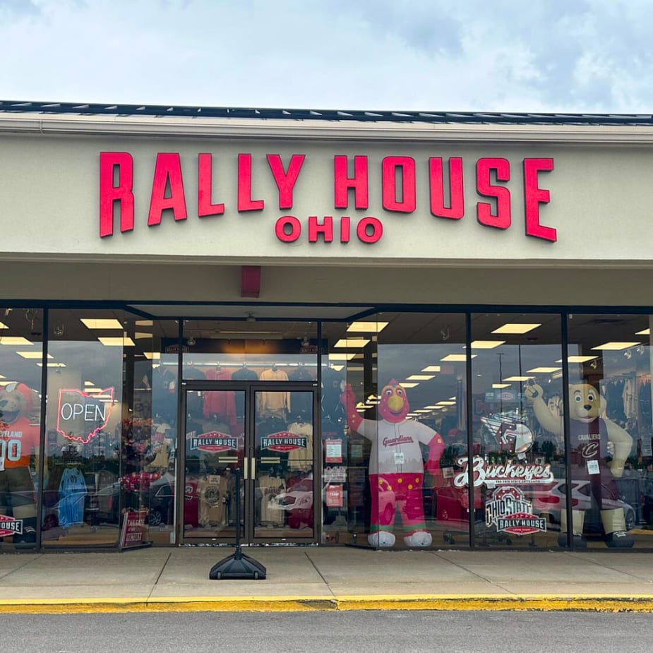 Rally House West Market Plaza EXTERIOR
